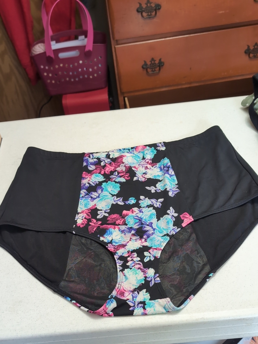 Torrid High Waisted Floral Swim Bottoms- Sz 2